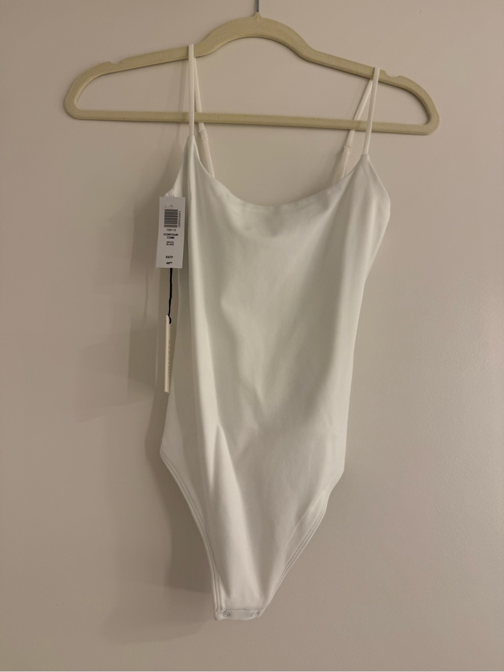 NWT White Aritzia Contour Cami Bodysuit XS
